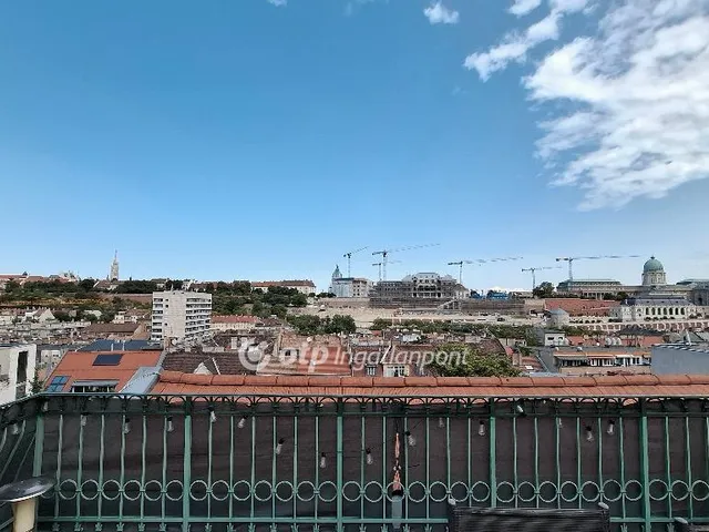 Eladó lakás Budapest I. kerület, Naphegy 107 nm