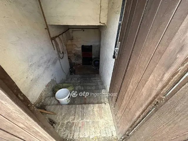 Eladó ház Bag 194 nm