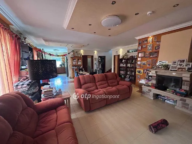 Eladó ház Szigetszentmiklós 390 nm