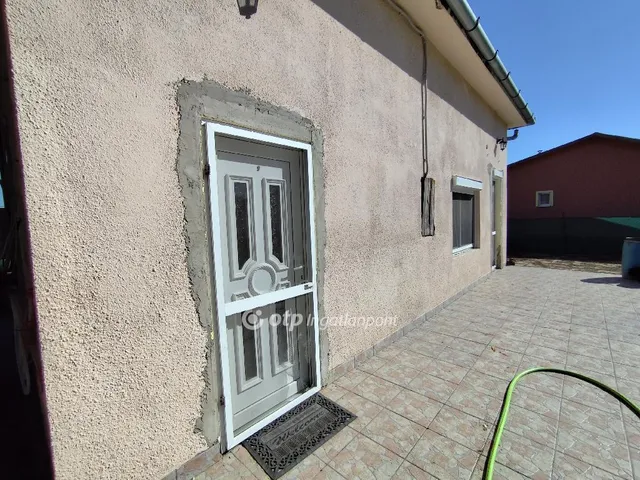 Eladó nyaraló Kiskunlacháza 50 nm