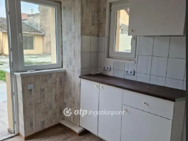 Eladó lakás Budapest XX. kerület, Kossuthfalva 107 nm