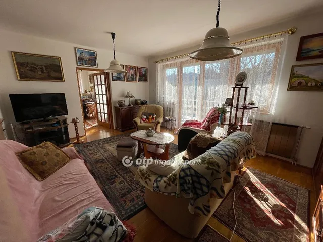 Eladó ház Budapest XVIII. kerület, Miklóstelep 187 nm