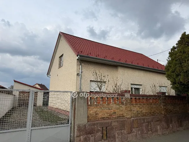 Eladó ház Vecsés, Andrássytelep 124 nm