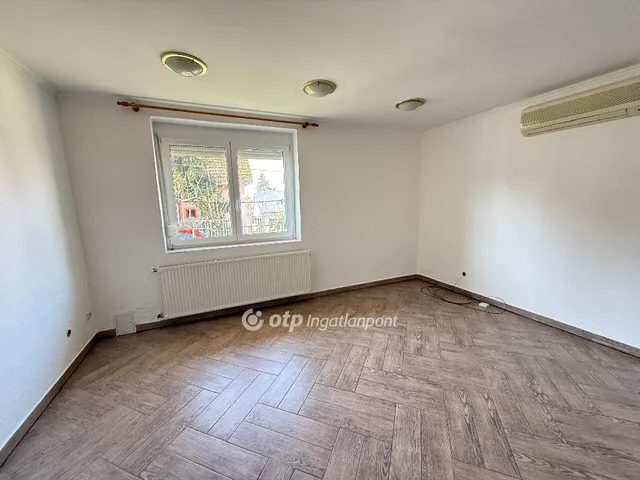 Eladó ház Budapest XXI. kerület, Királyerdő 40 nm