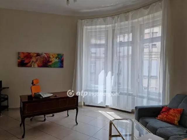Kiadó lakás Budapest V. kerület 75 nm