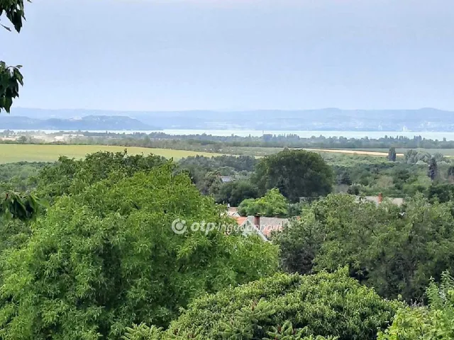 Eladó telek Siófok 1472 nm