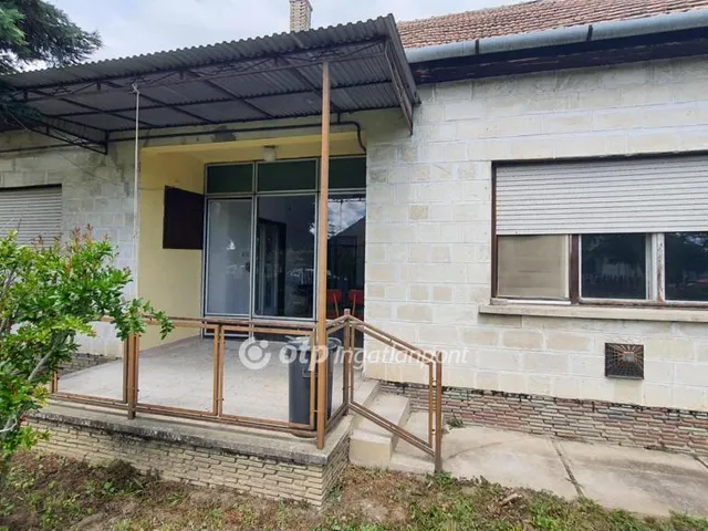 Eladó ház Kéthely, Belterület 110 nm