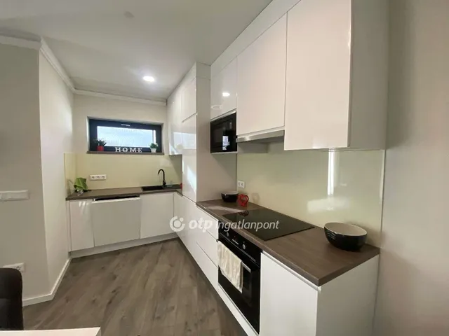 Eladó lakás Siófok, Ezüstpart 60 nm