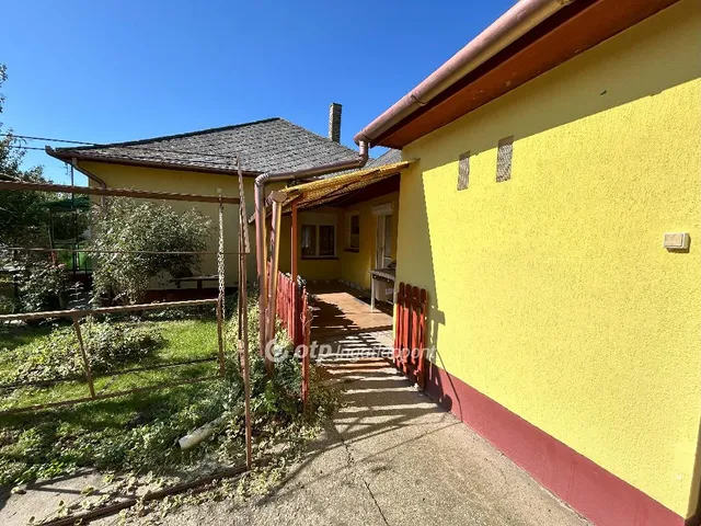 Eladó ház Nagyszokoly 107 nm
