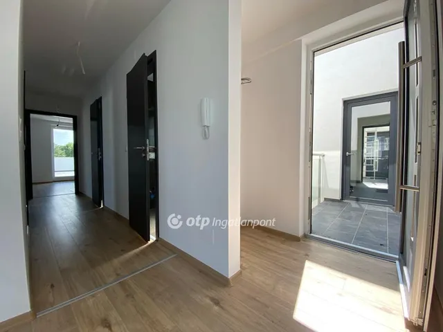 Eladó lakás Siófok, Ezüstpart 61 nm