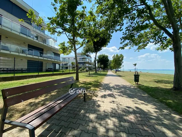 Eladó lakás Siófok, Ezüstpart 61 nm