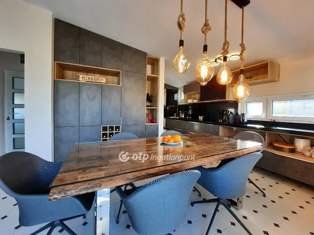 Eladó lakás Siófok 91 nm