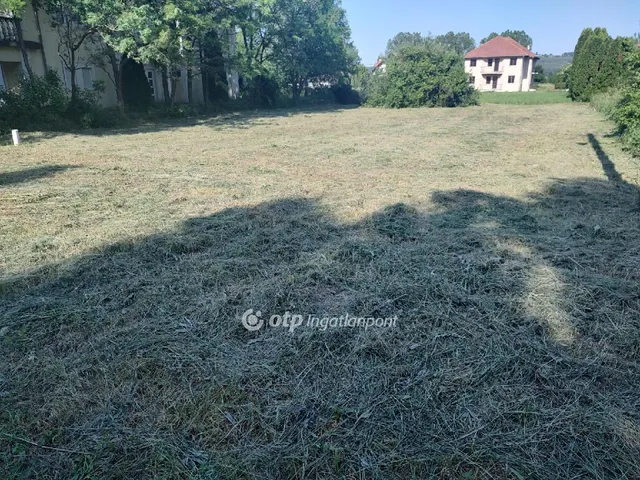 Eladó telek Kehidakustány 720 nm