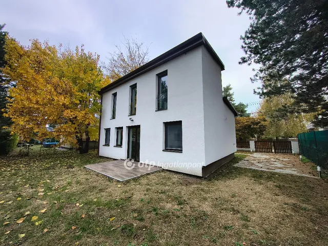 Eladó üdülő és hétvégi ház Siófok 76 nm