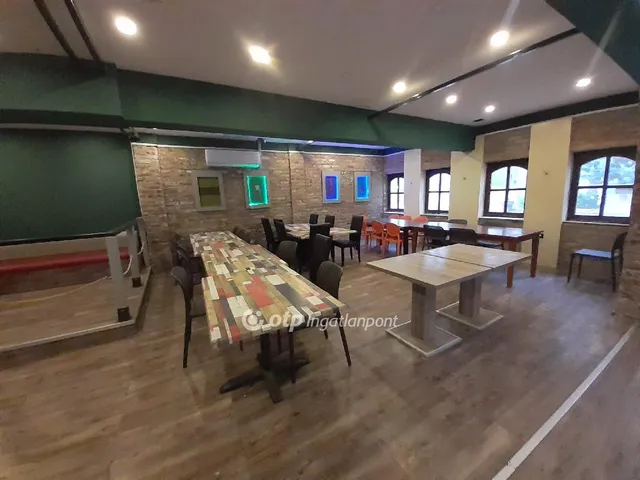 Kiadó kereskedelmi és ipari ingatlan Balatonföldvár 240 nm