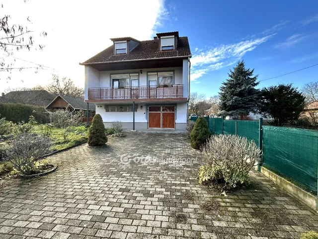 Eladó ház Nágocs 170 nm