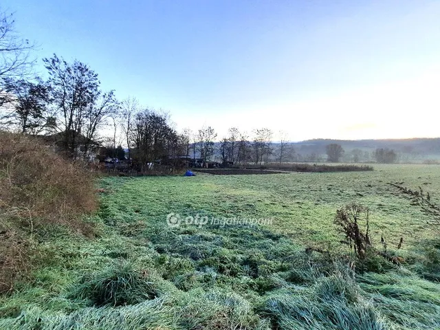 Eladó telek Bábonymegyer 1800 nm