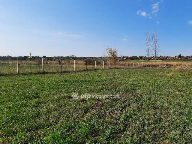 Eladó telek Balatonszabadi 1001 nm