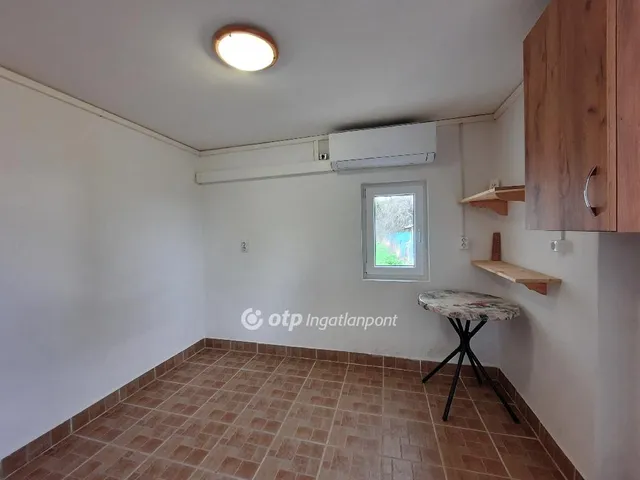 Eladó üdülő és hétvégi ház Nyim 22 nm