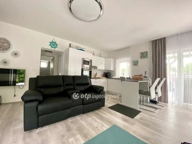 Eladó ház Siófok, Szabadifürdő 161 nm