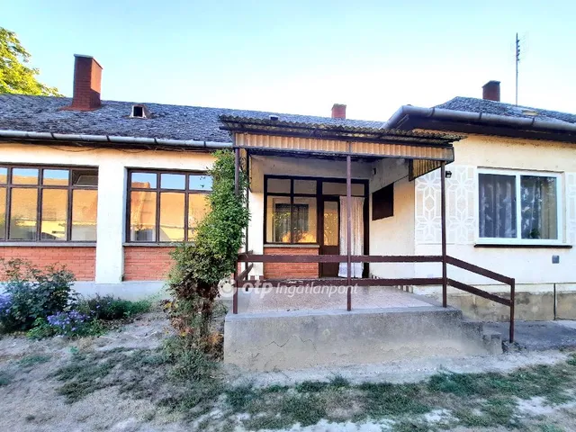 Eladó ház Som 124 nm