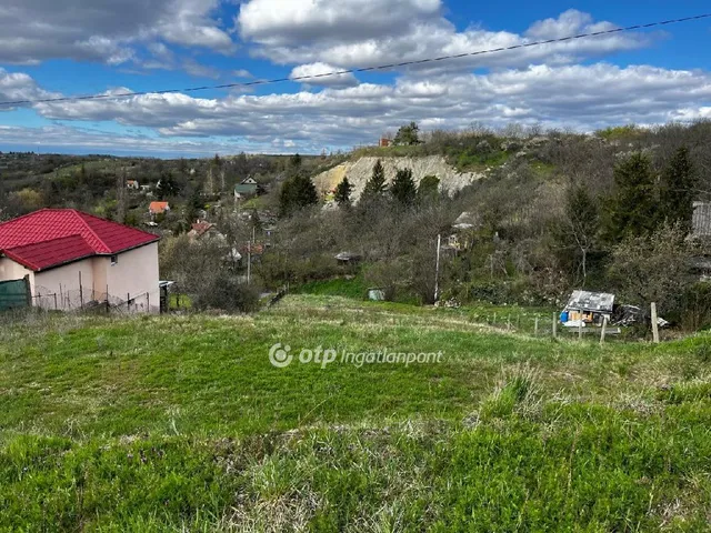 Eladó telek Eger, Tihaméri városrész 1951 nm