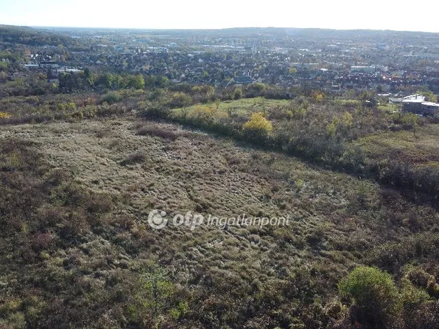 Eladó telek Eger, Merengő 7053 nm