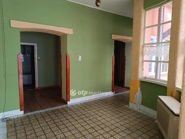 Eladó ház Kál 96 nm