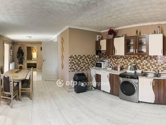 Eladó ház Kál 85 nm