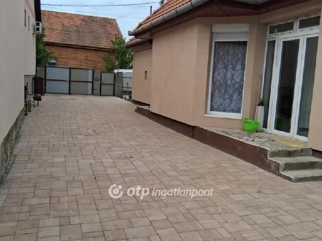 Eladó ház Hatvan 96 nm
