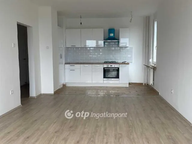 Eladó lakás Gyöngyös 71 nm