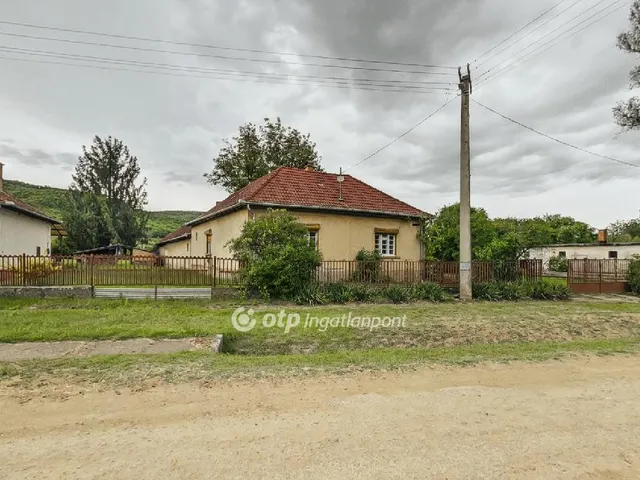 Eladó ház Ivád 100 nm
