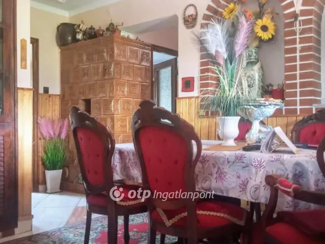 Eladó ház Sirok 270 nm