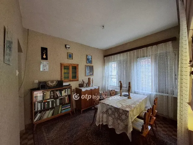 Eladó ház Aldebrő 150 nm