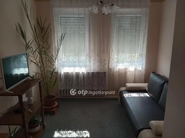 Eladó lakás Kál 51 nm