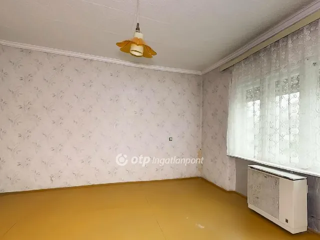 Eladó ház Maklár, Pékség 50 nm