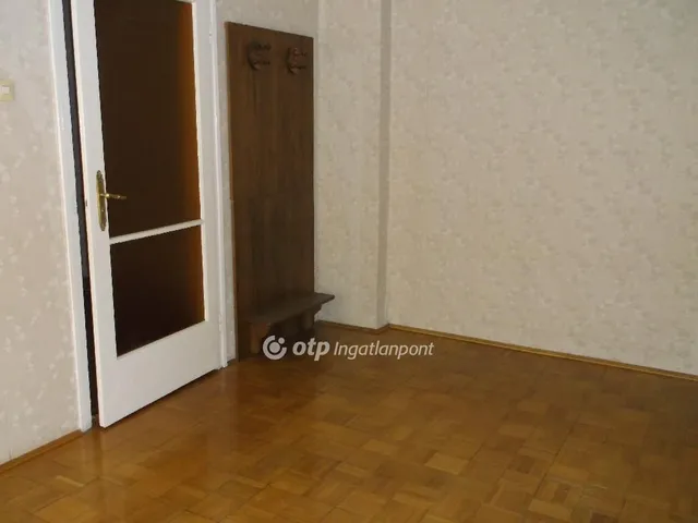Eladó lakás Gyöngyös 64 nm