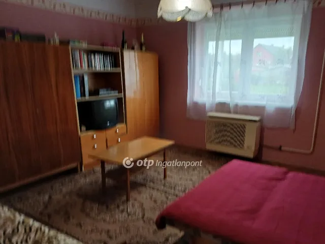 Eladó ház Kápolna 113 nm