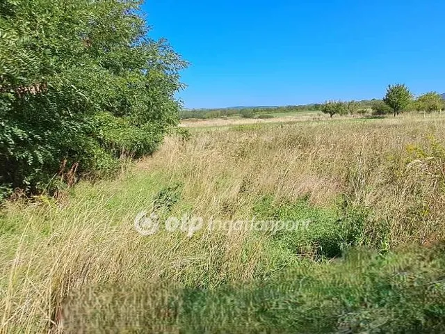 Eladó telek Pásztó 853 nm