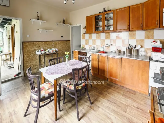 Eladó ház Kompolt 139 nm