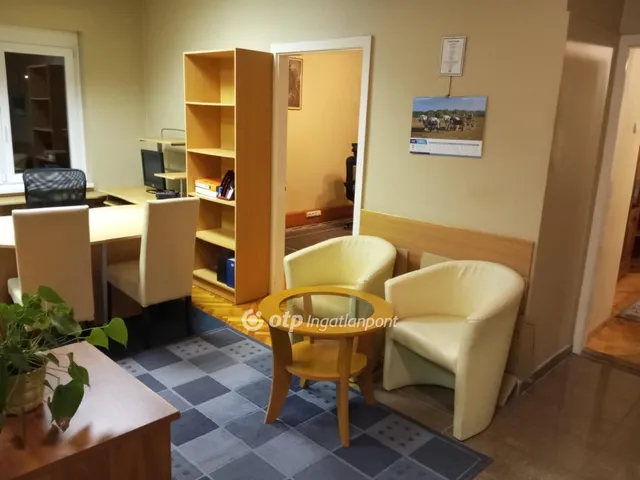 Eladó lakás Eger, Belváros 63 nm