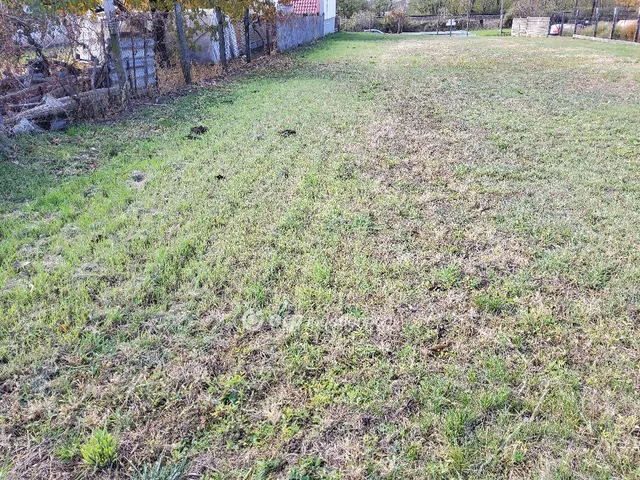 Eladó telek Hatvan 3403 nm