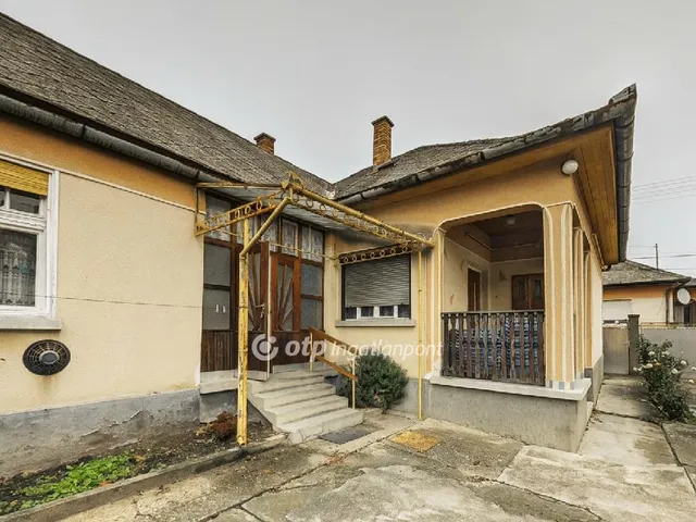Eladó ház Gyöngyöstarján 105 nm