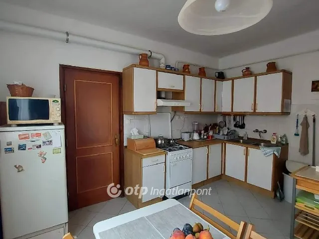 Eladó ház Szomolya 117 nm