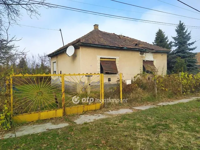 Eladó ház Kál 130 nm