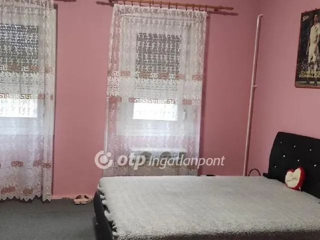 Eladó ház Gyöngyöspata 70 nm