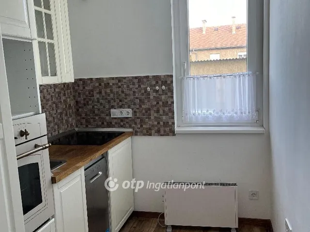 Kiadó lakás Eger 54 nm