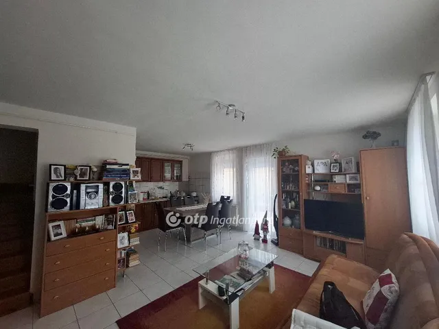 Eladó ház Kerecsend 97 nm