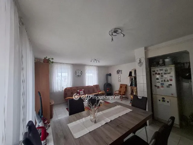 Eladó ház Kerecsend 97 nm