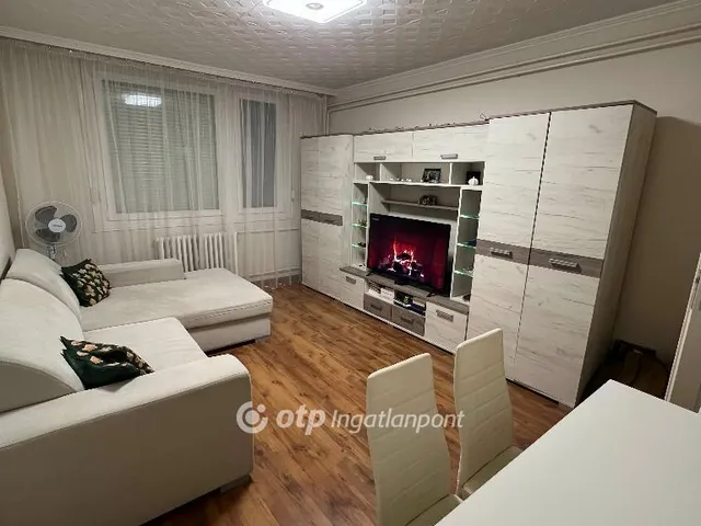 Eladó lakás Hatvan 31 nm